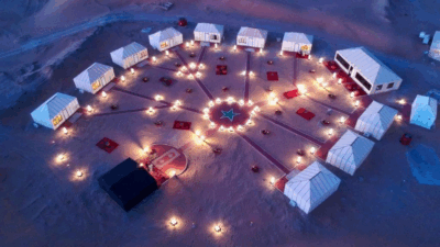 Découvrez le meilleur camp Merzouga pour une expérience inoubliable dans le Sahara. Conseils d'experts, comparatifs et réservations pour votre séjour de rêve.