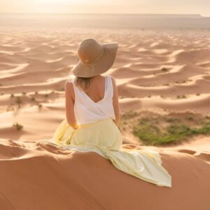 Vue panoramique du camping Merzouga installé au pied des dunes de l’Erg Chebbi